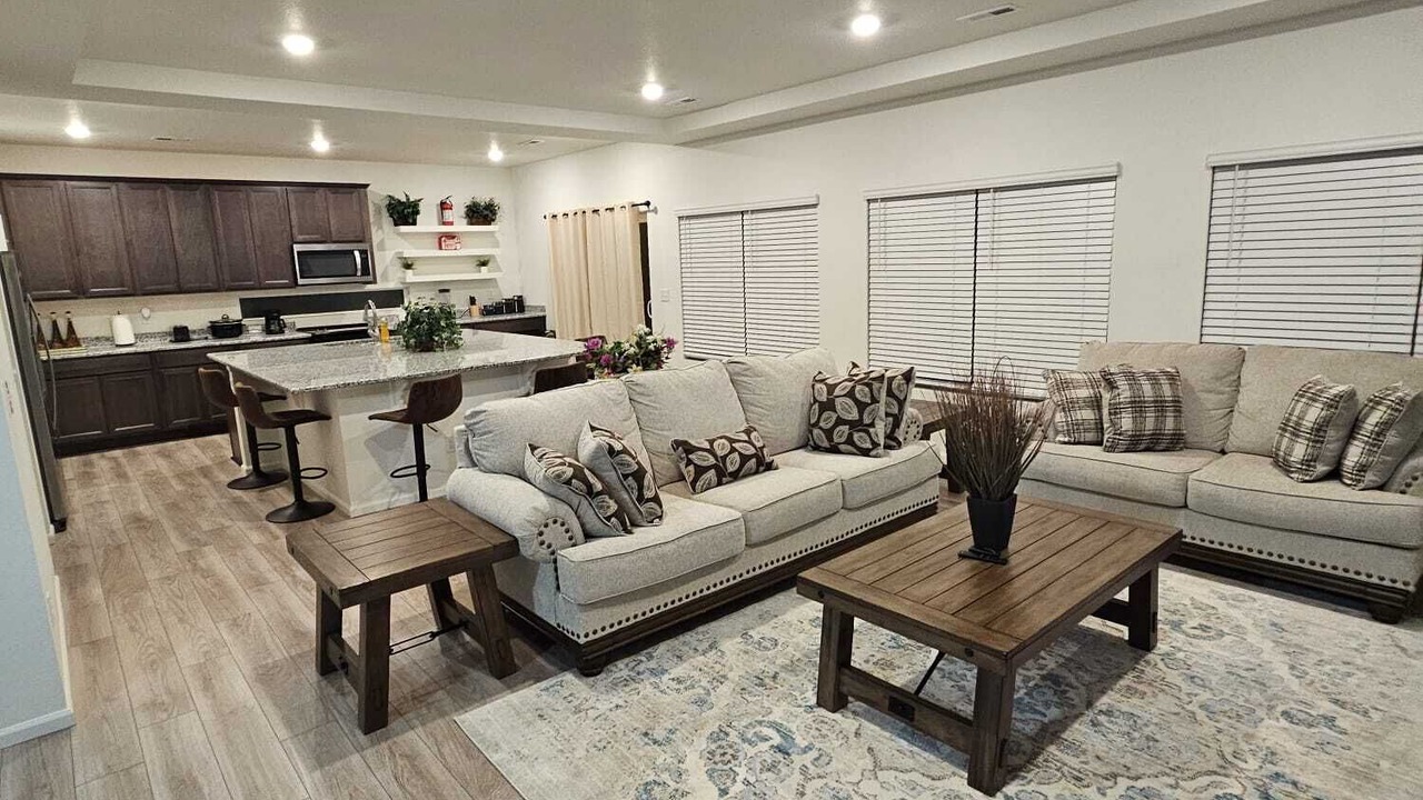 Photo of Livingroom in Commerce City