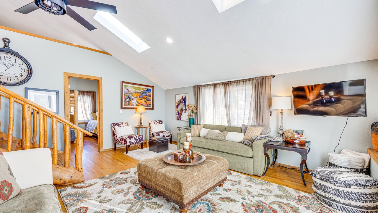 Photo of Livingroom in Larkspur