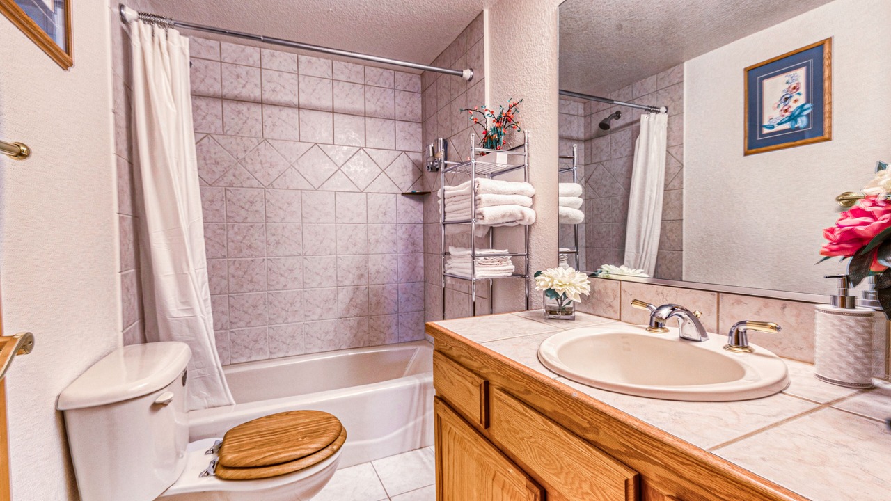 Photo of Bathroom in Thornton