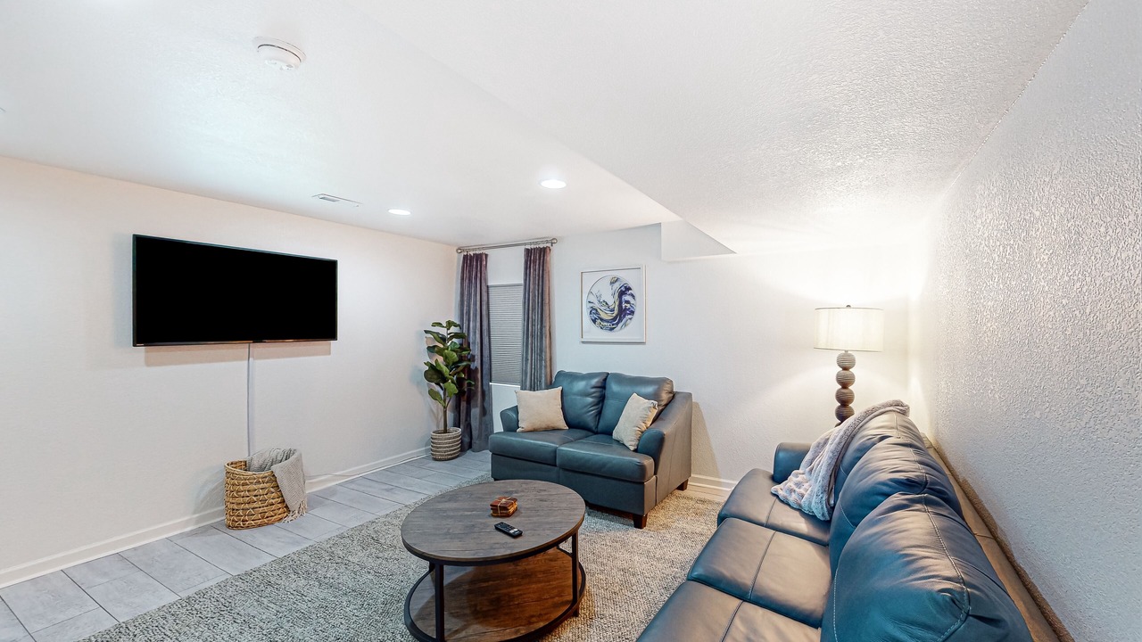 Photo of Livingroom in Commerce City