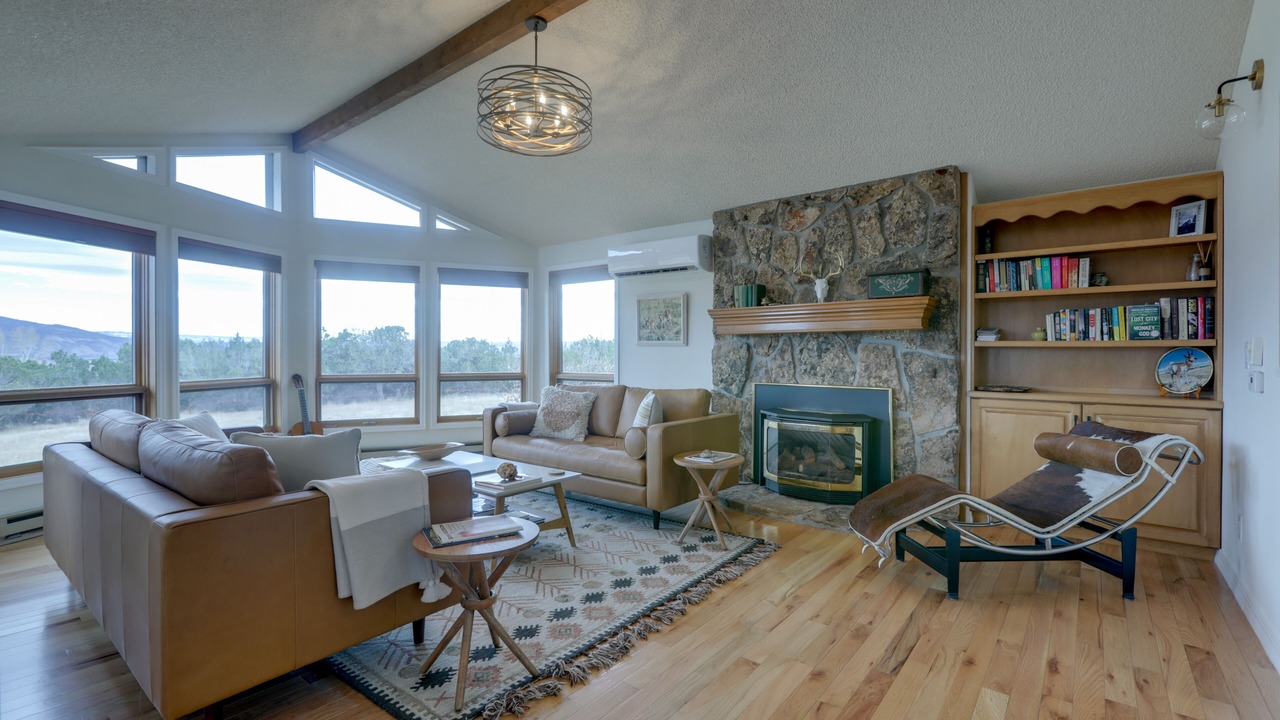 Photo of Livingroom in Hotchkiss