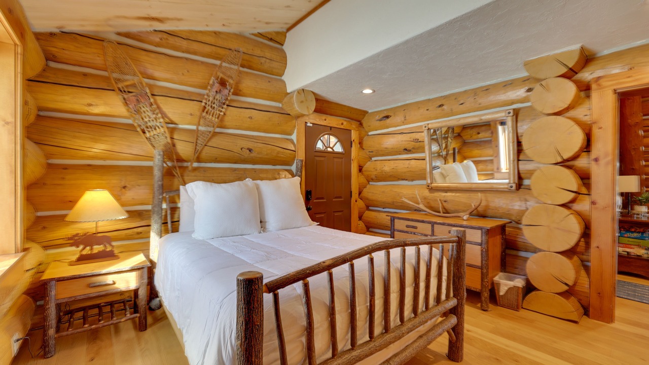 Photo of Bedroom in Granby