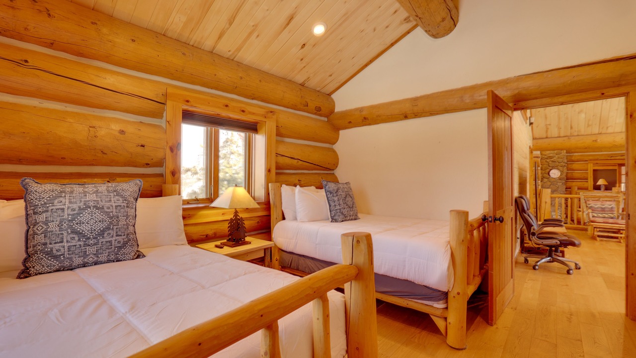 Photo of Bedroom in Granby