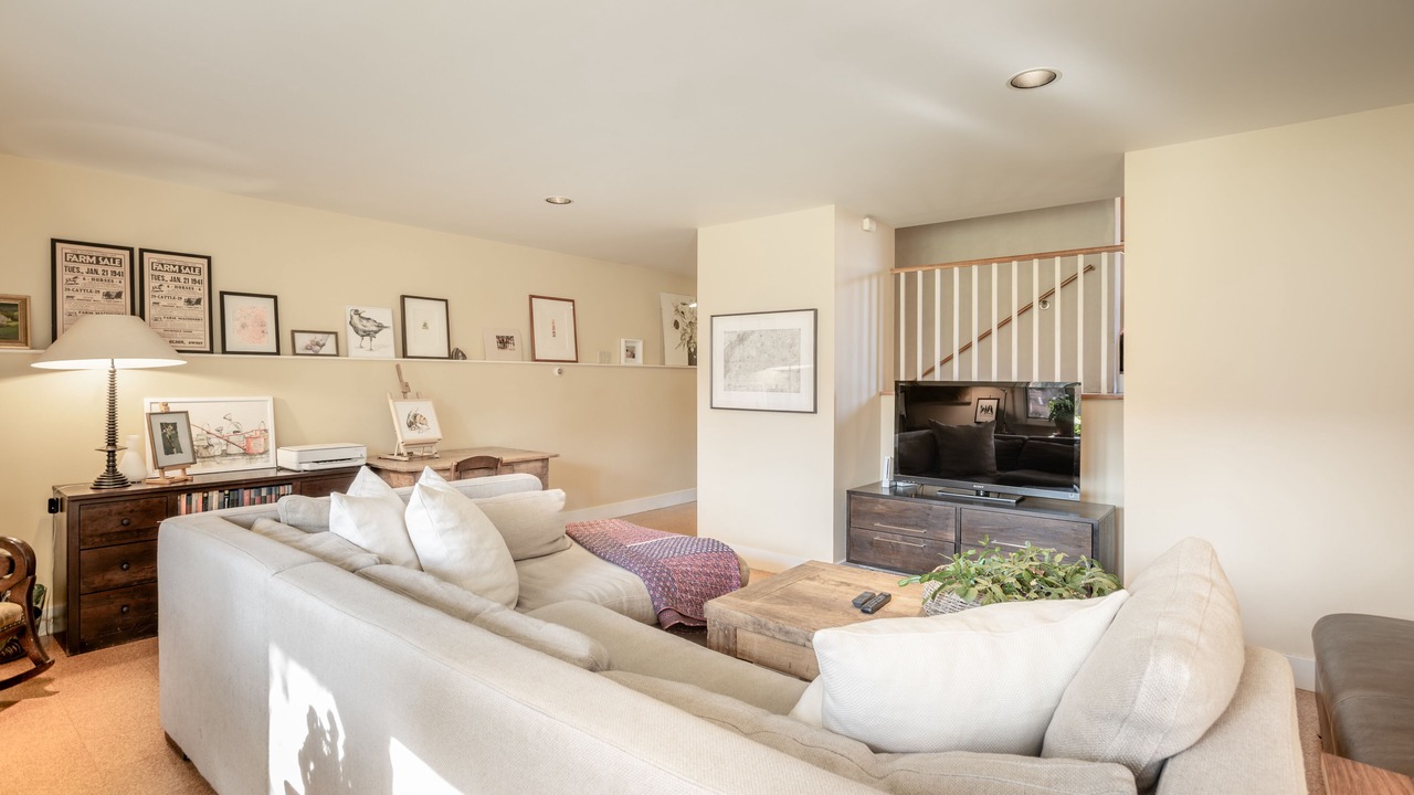 Photo of Livingroom in Basalt