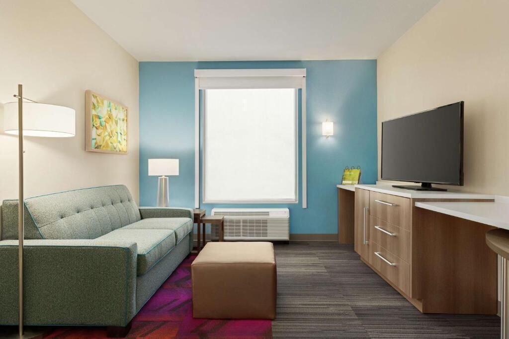 Photo of Livingroom in Southwest Colorado Springs