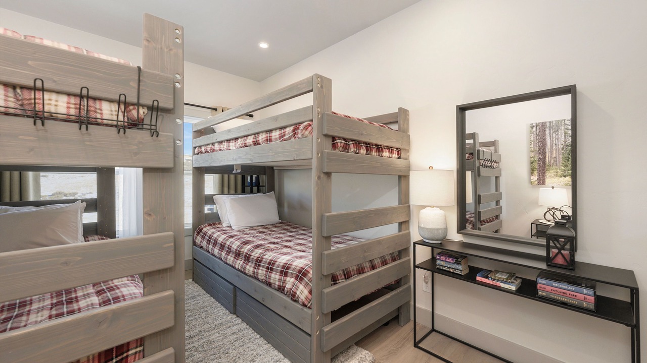 Photo of Bedroom in Grand Elk Ranch