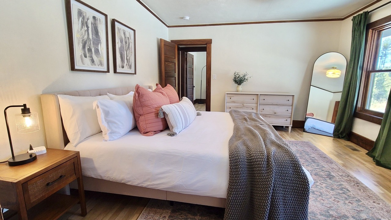 Photo of Bedroom in Elbert
