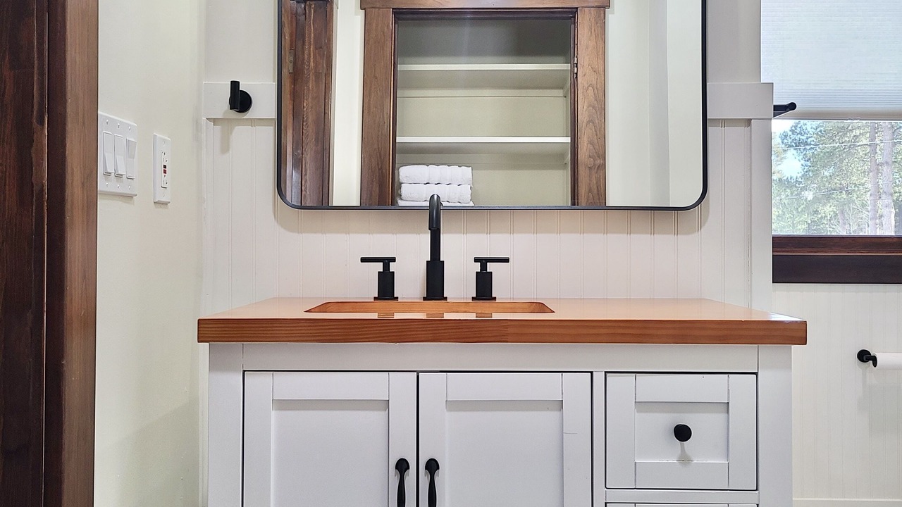 Photo of Bathroom in Elbert