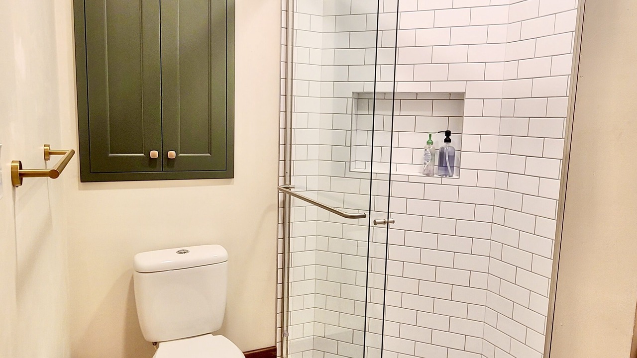 Photo of Bathroom in Elbert