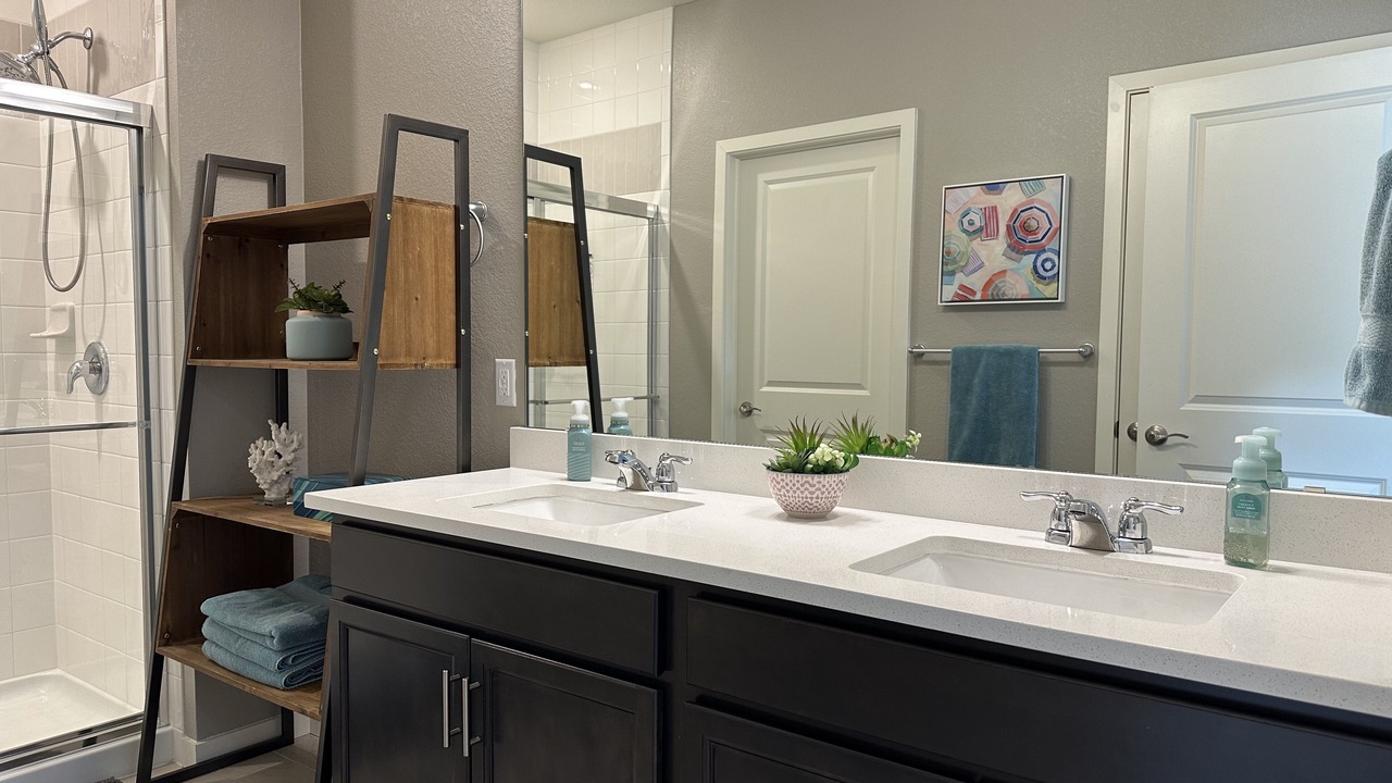 Photo of Bathroom in The Pinery