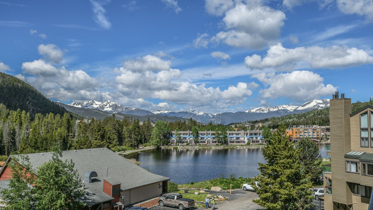 Photo of Outdoor in Lakeside Village