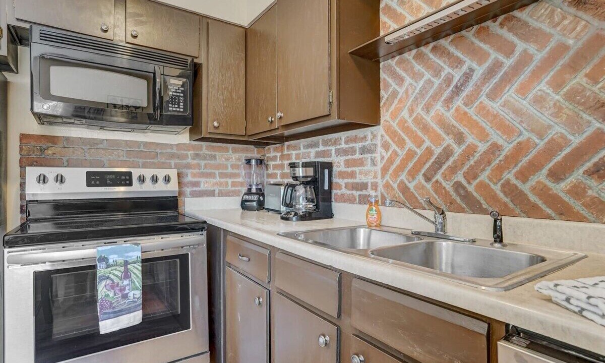 Photo of Kitchen in Southeast Colorado Springs