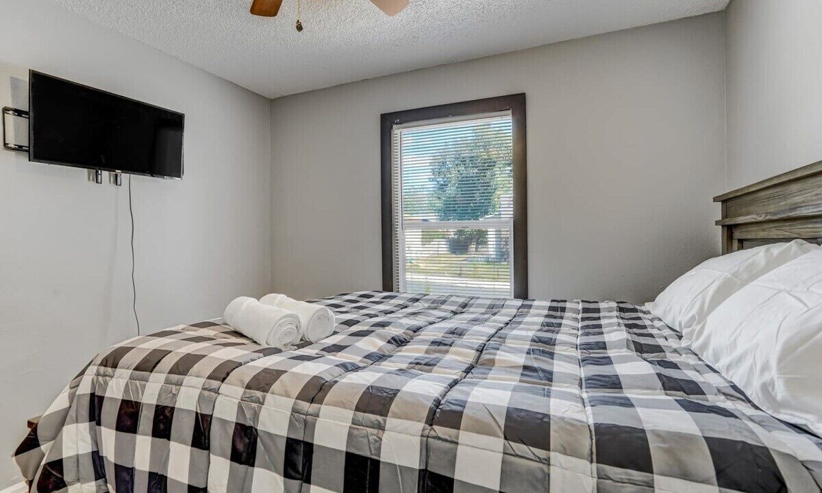 Photo of Bedroom in Southeast Colorado Springs