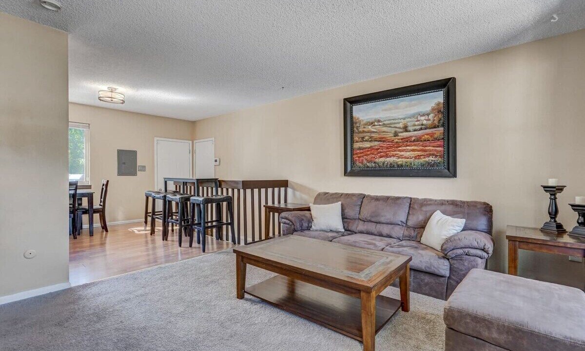 Photo of Livingroom in Southeast Colorado Springs