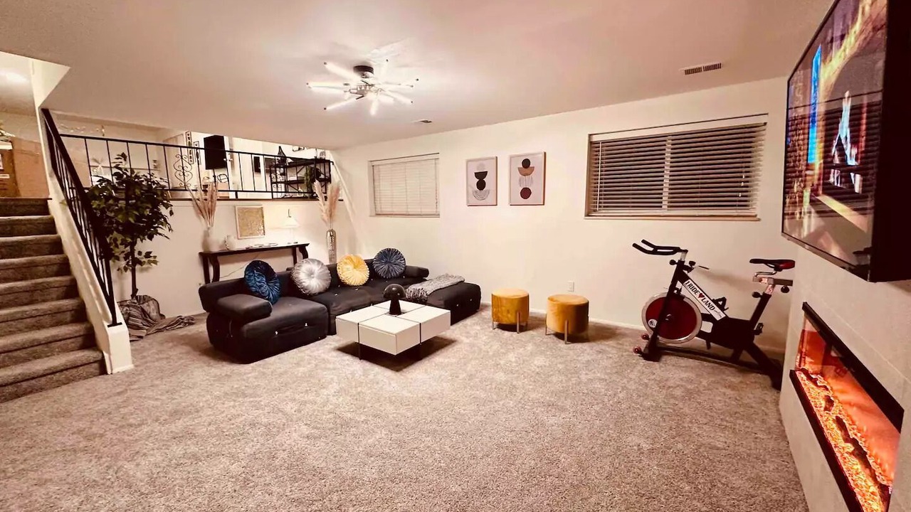 Photo of Livingroom in Castlewood