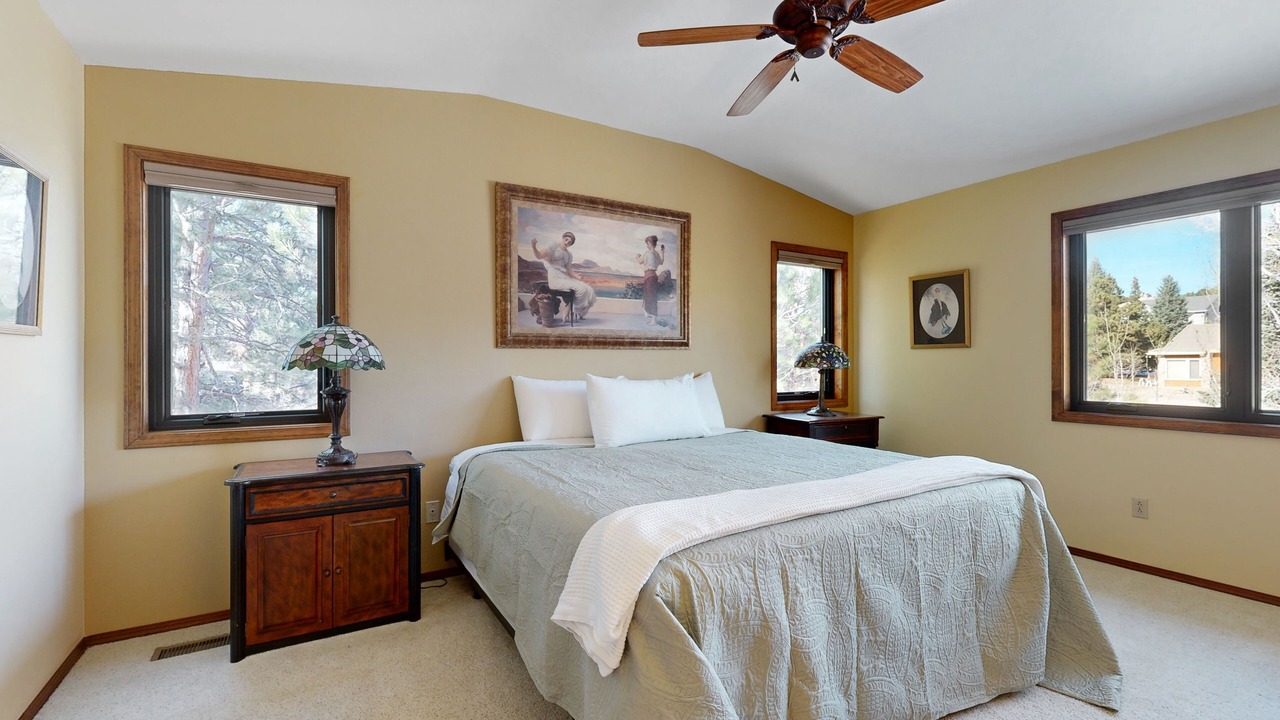 Photo of Bedroom in Monument
