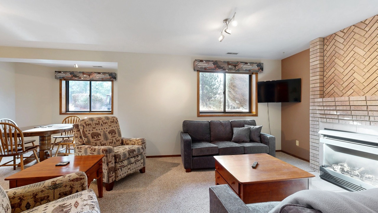 Photo of Livingroom in Monument