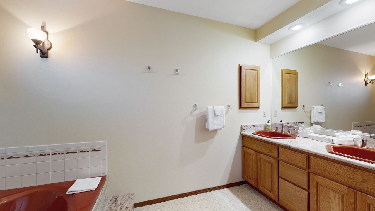 Photo of Bathroom in Monument