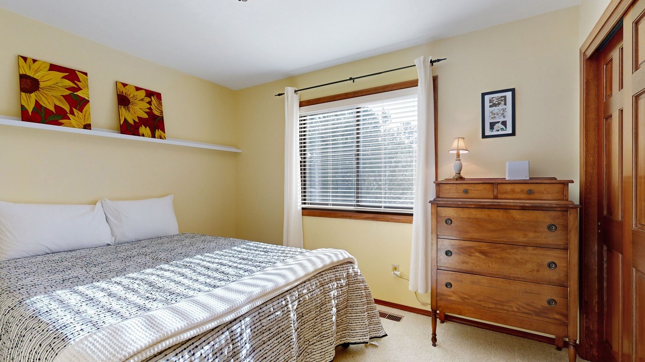 Photo of Bedroom in Monument