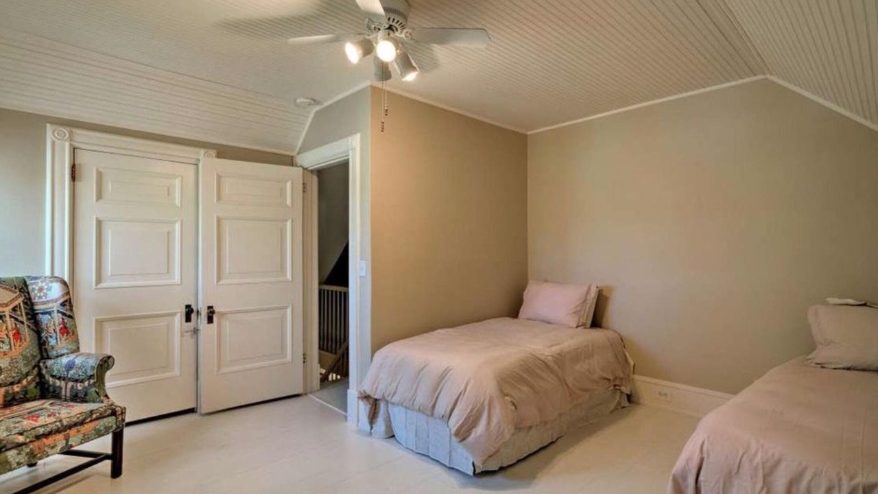 Photo of Bedroom in Broadmoor