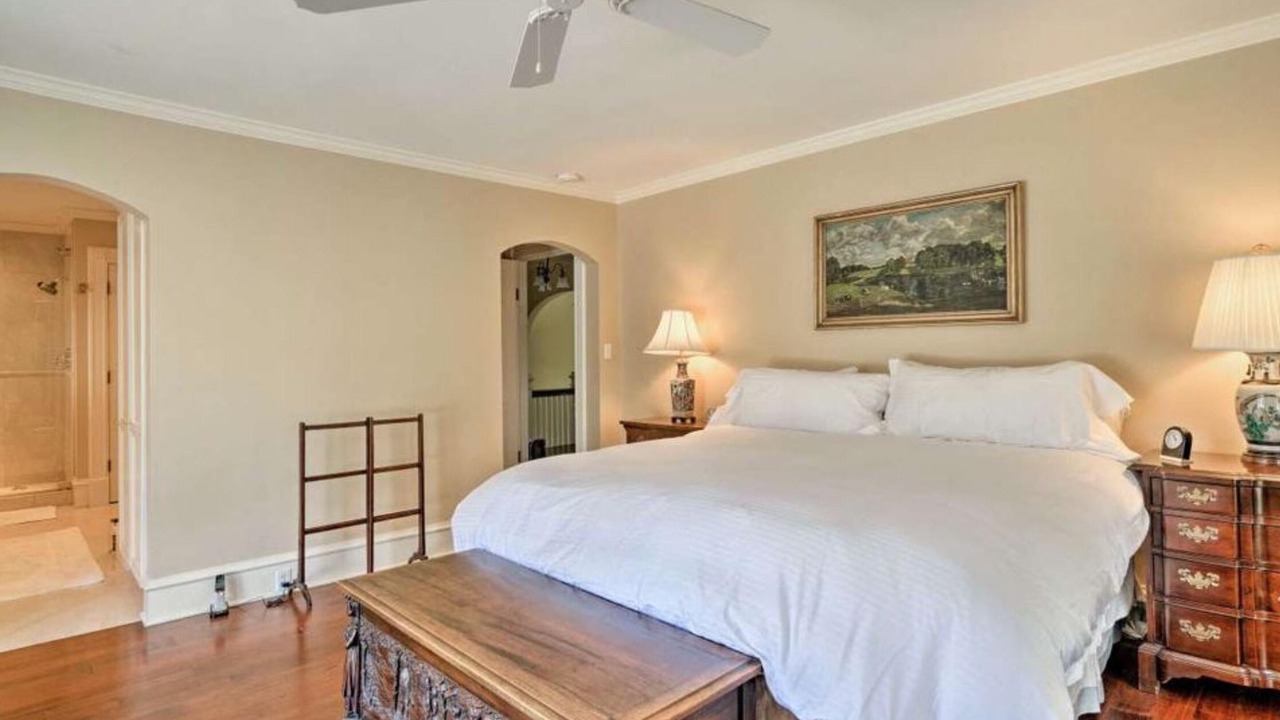 Photo of Bedroom in Broadmoor