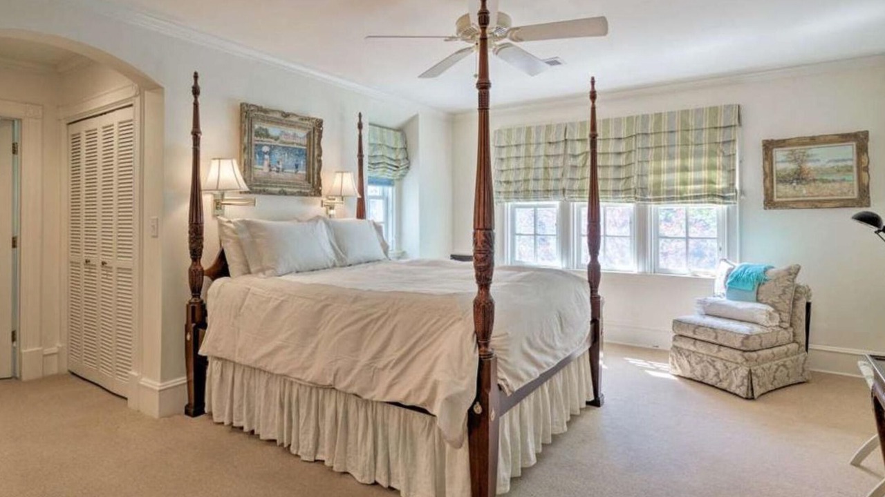 Photo of Bedroom in Broadmoor