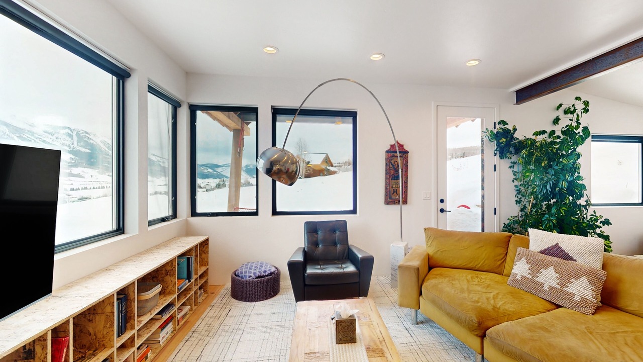 Photo of Livingroom in Crested Butte South