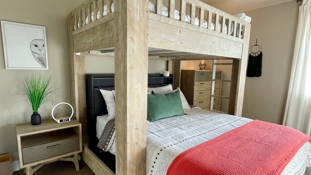 Photo of Bedroom in Northwest Colorado Springs