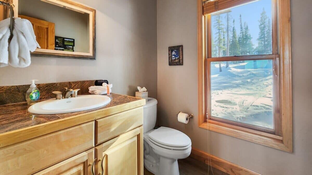 Photo of Bathroom in Quandary Village