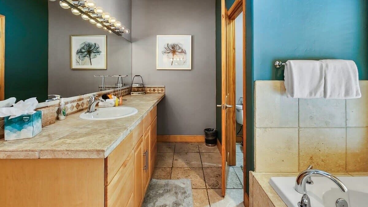 Photo of Bathroom in Quandary Village