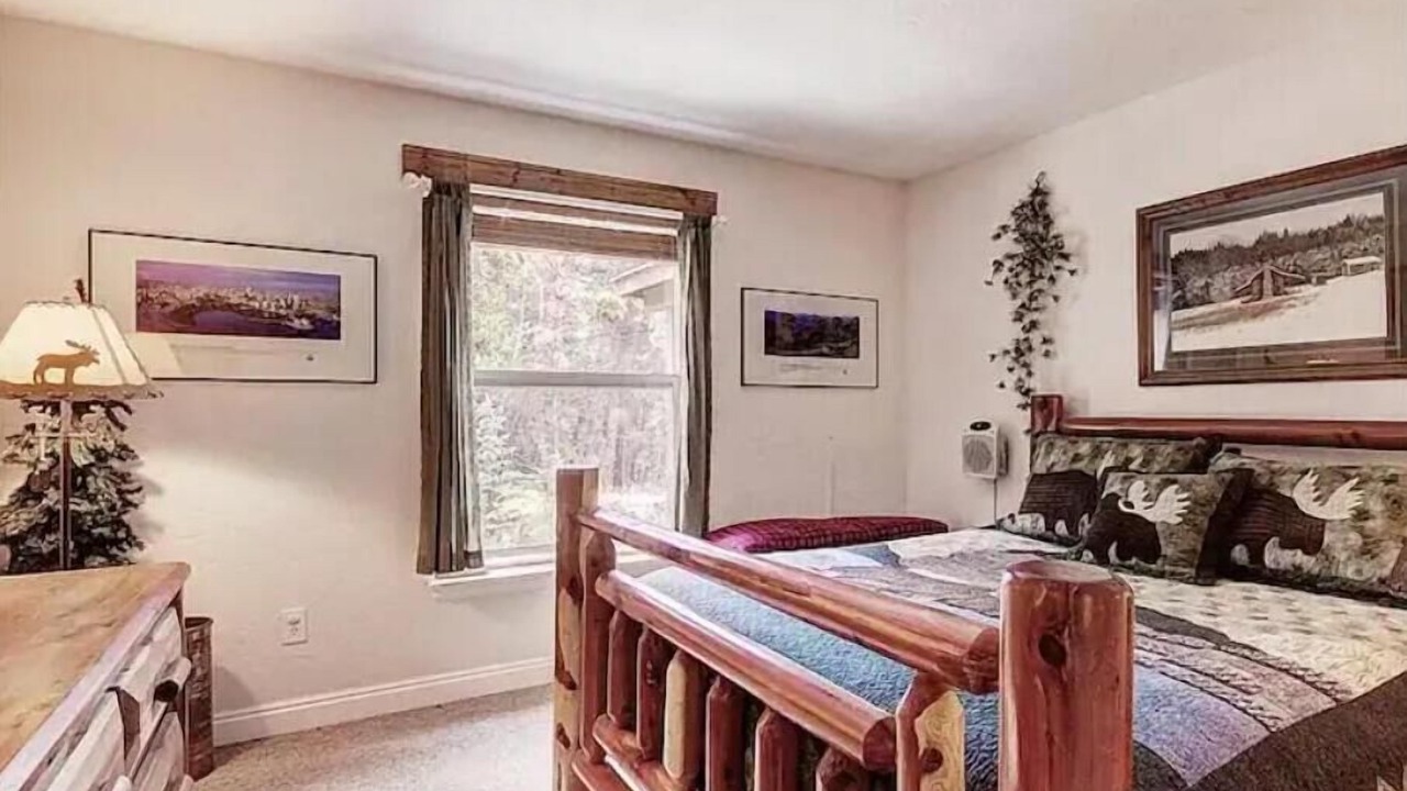 Photo of Bedroom in Valley of the Sun
