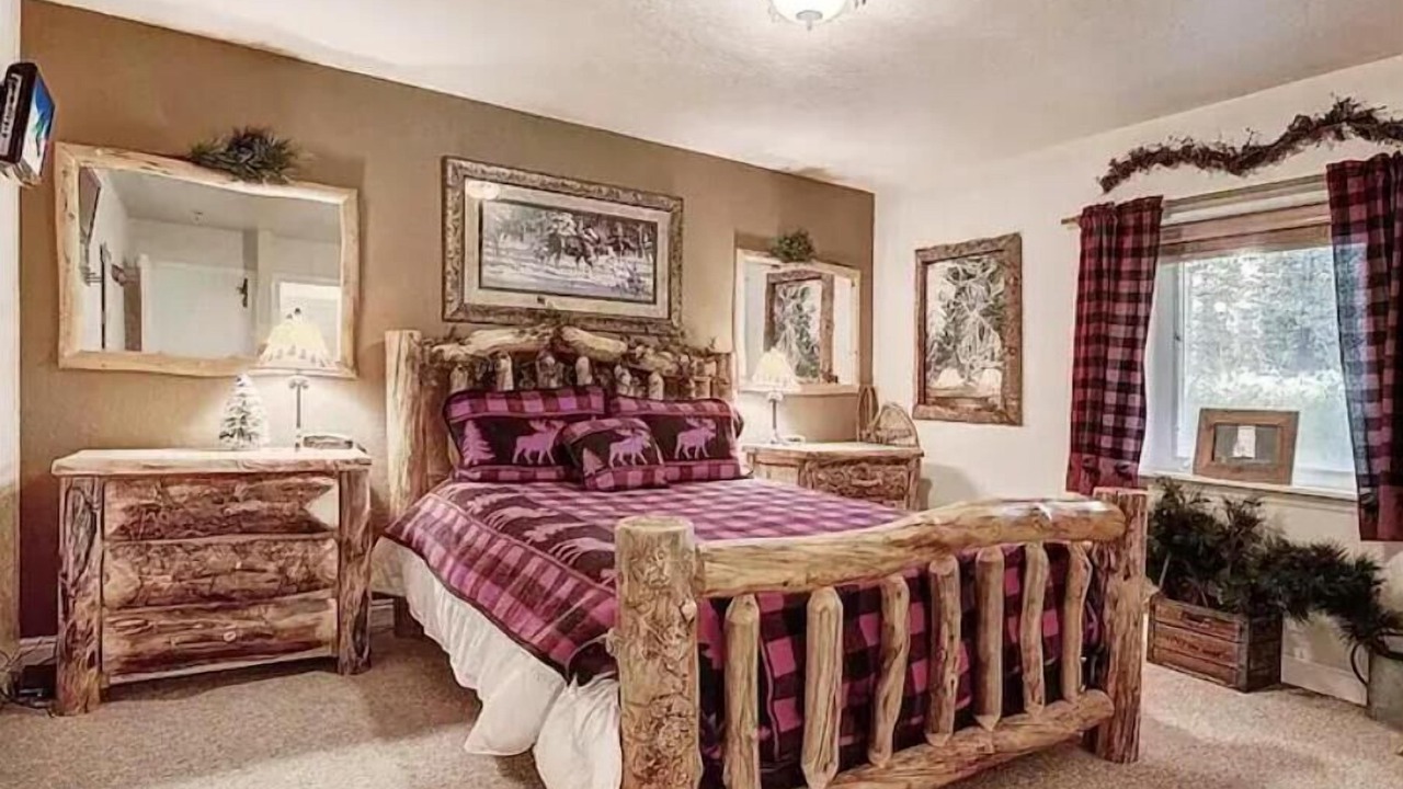 Photo of Bedroom in Valley of the Sun