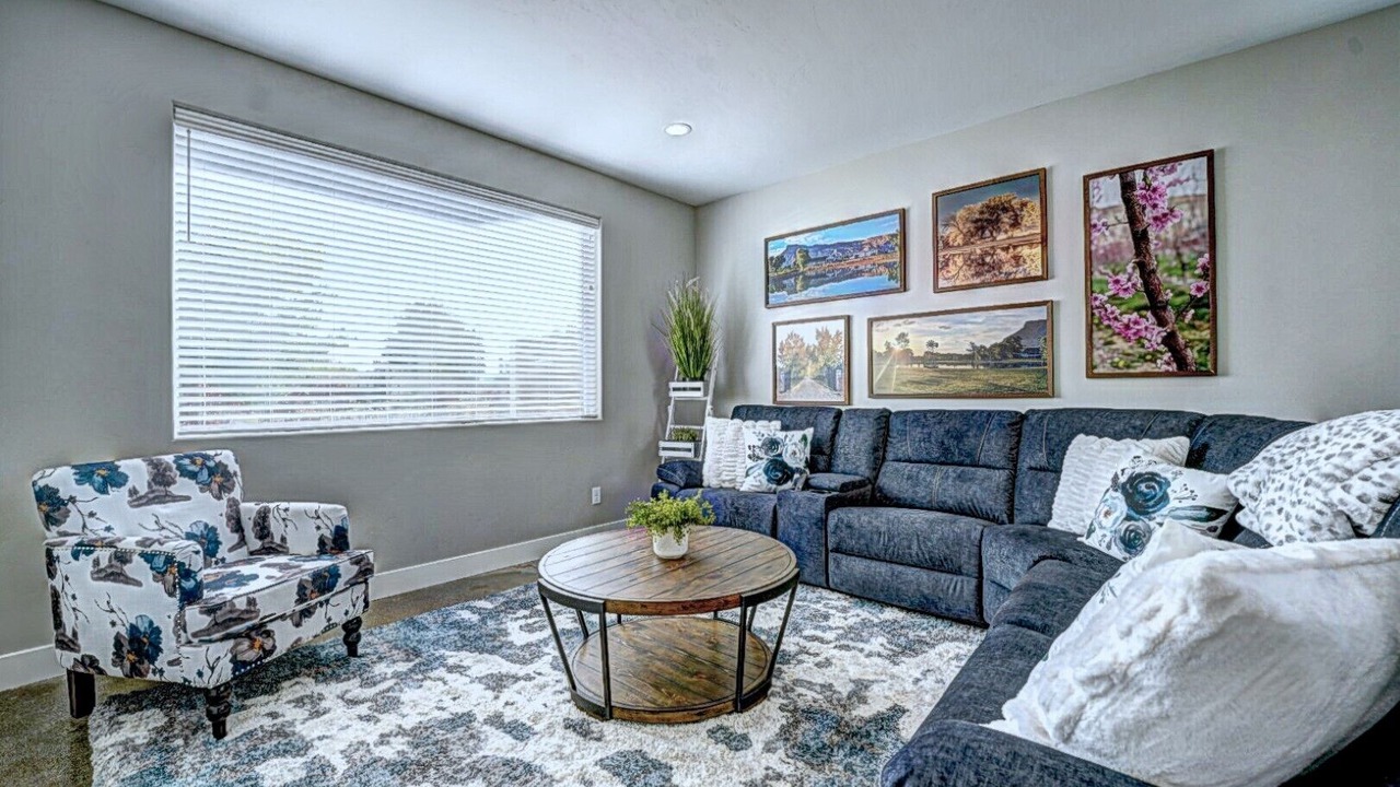Photo of Livingroom in Palisade