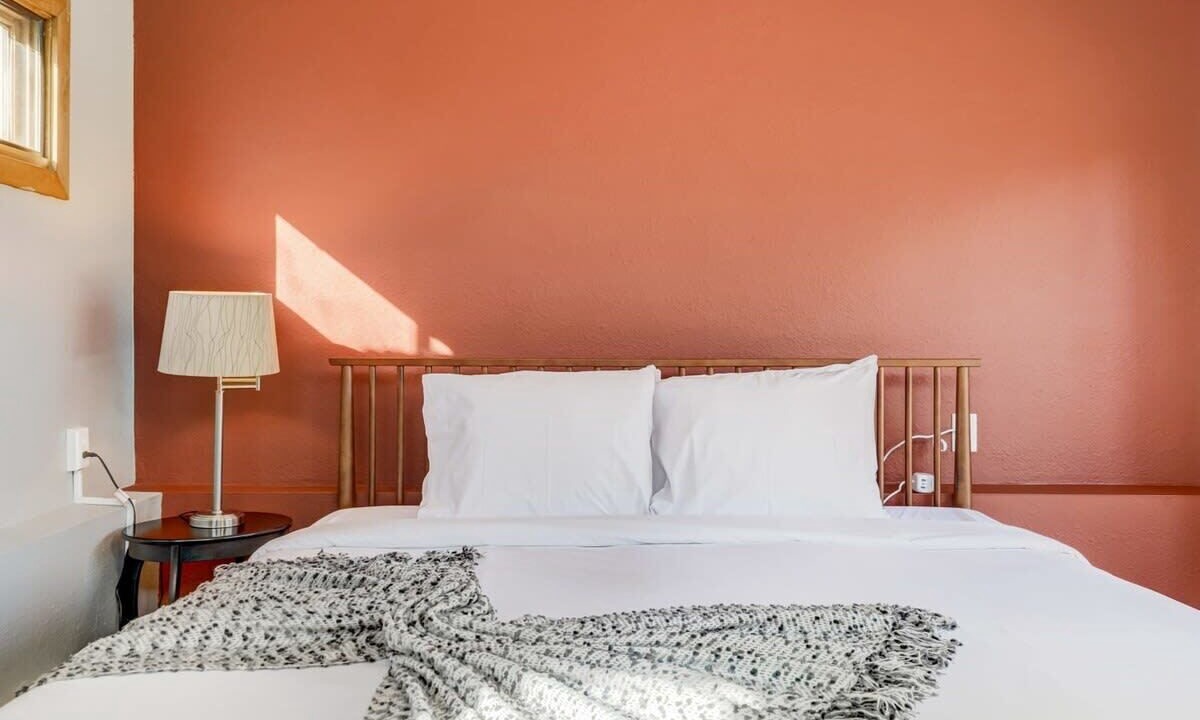 Photo of Bedroom in Skyway