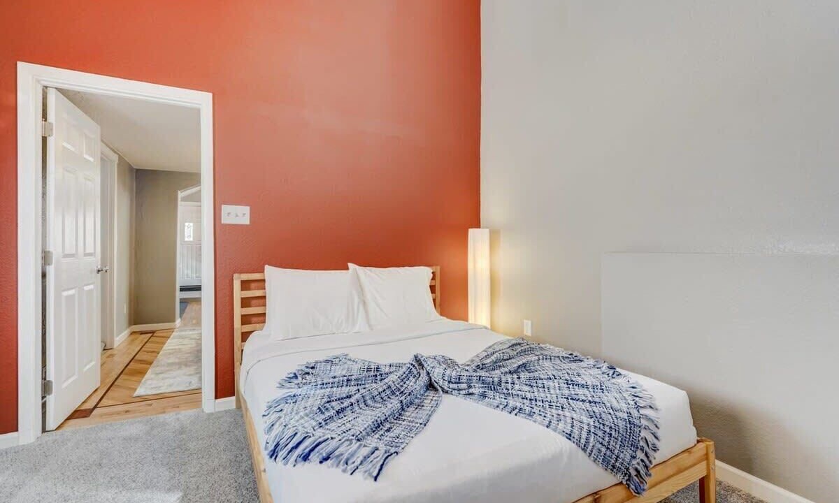 Photo of Bedroom in Skyway