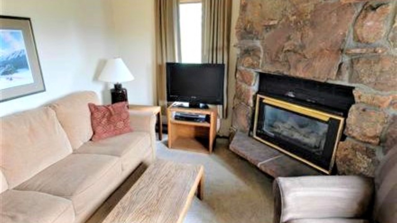 Photo of Livingroom in Fraser