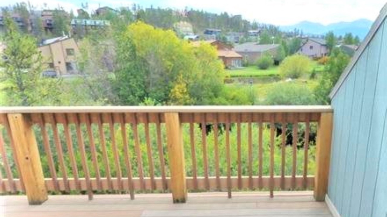 Photo of Patio Balcony in Fraser