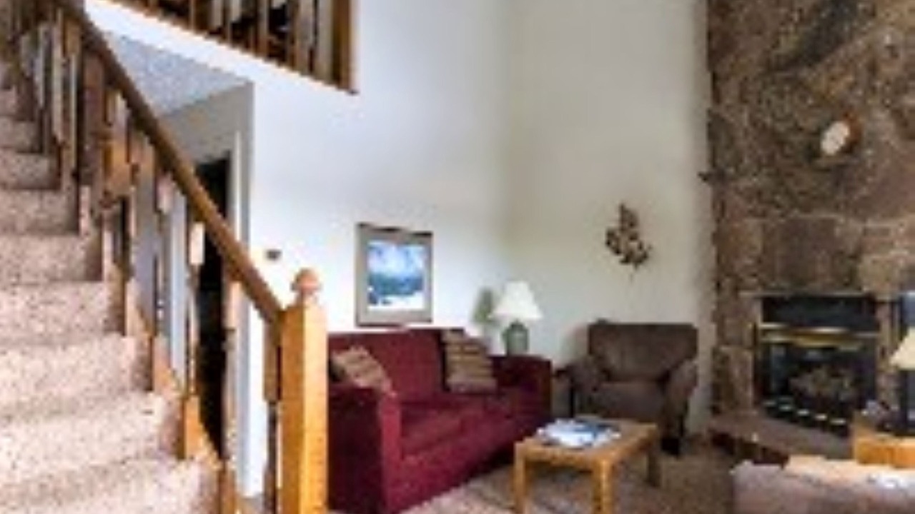 Photo of Livingroom in Fraser