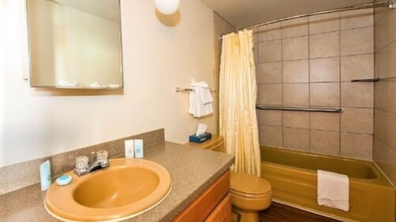 Photo of Bathroom in Fraser