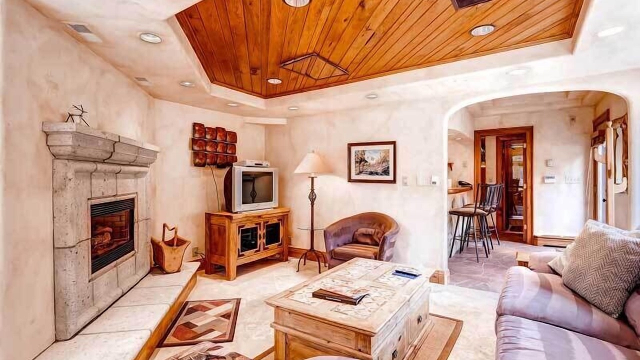 Photo of Livingroom in Vail