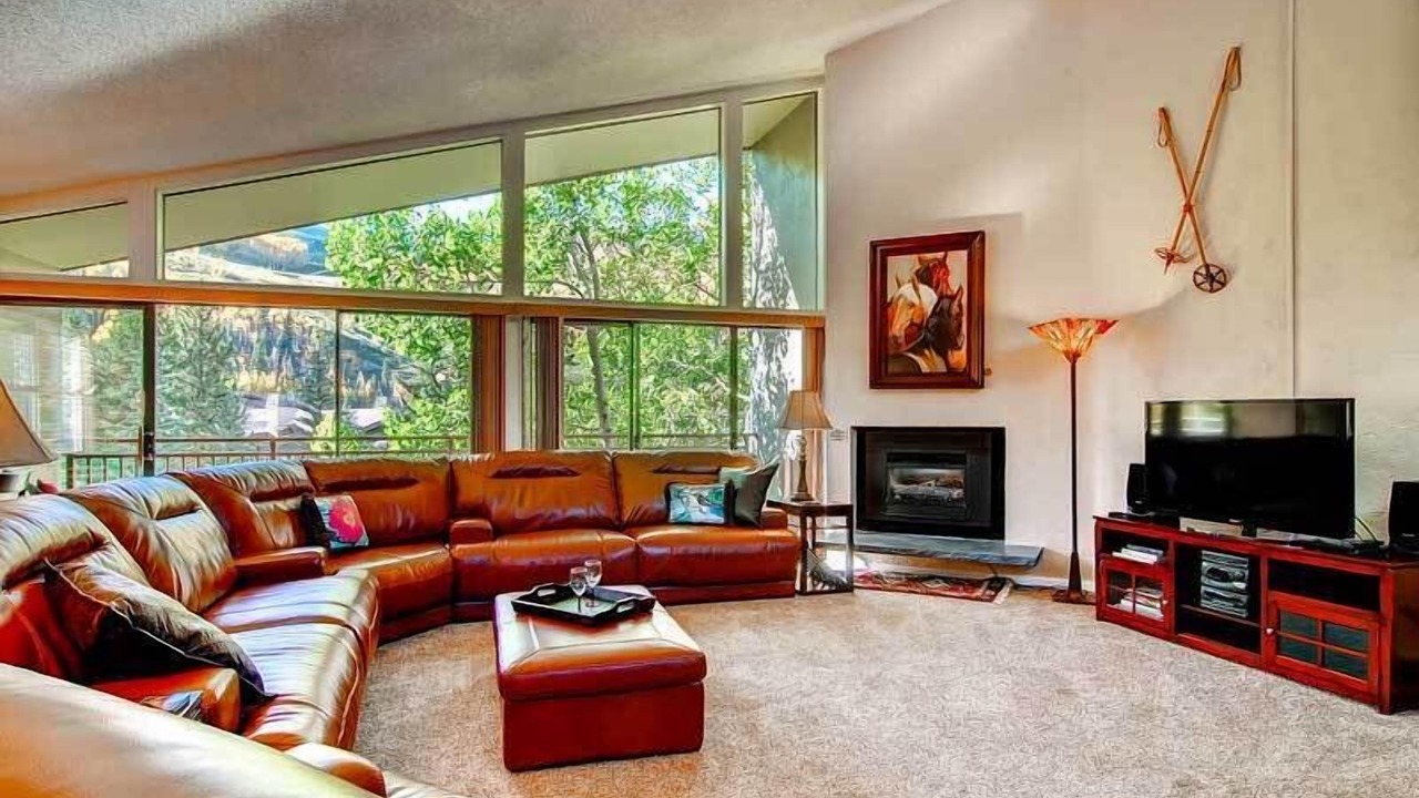 Photo of Livingroom in Vail