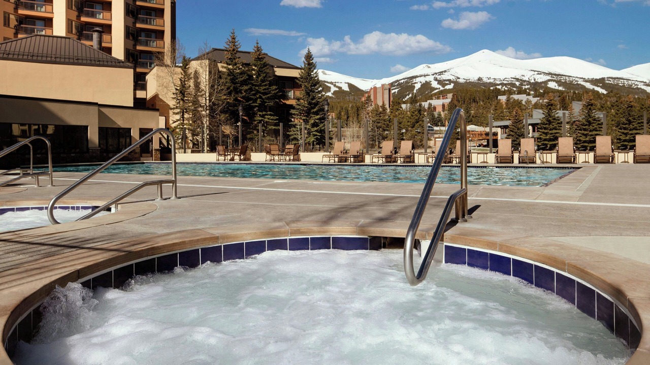 Photo of Outdoor in Peak 9