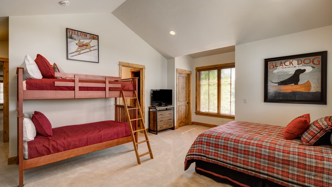Photo of Bedroom in Steamboat Springs