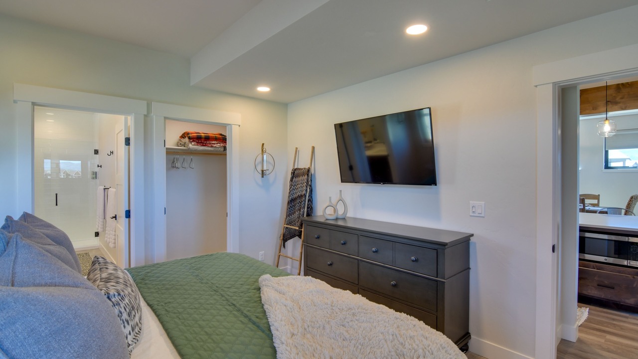 Photo of Bedroom in Grand Elk Ranch