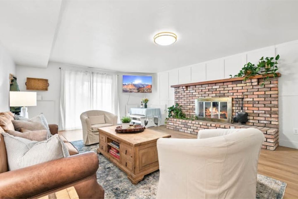 Photo of Livingroom in Briargate