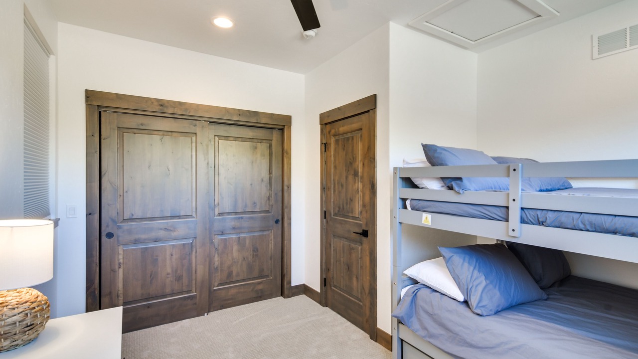 Photo of Bedroom in Silvercreek
