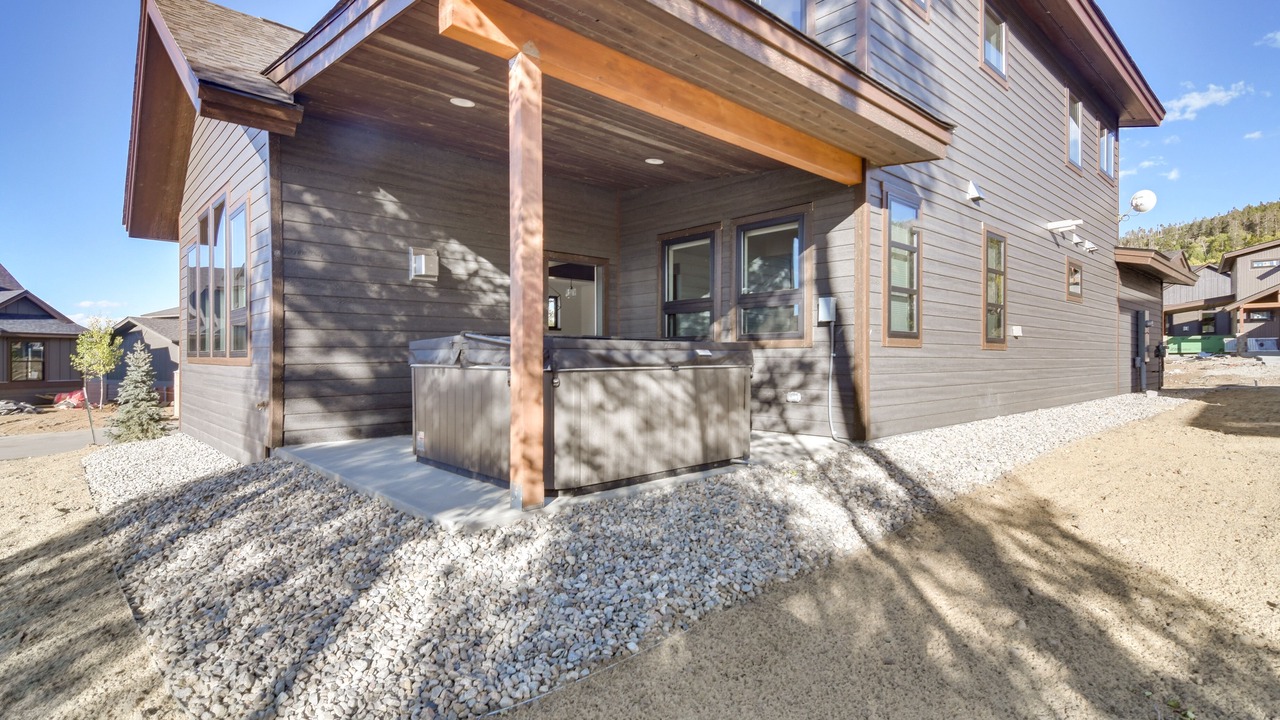 Photo of Outdoor in Silvercreek