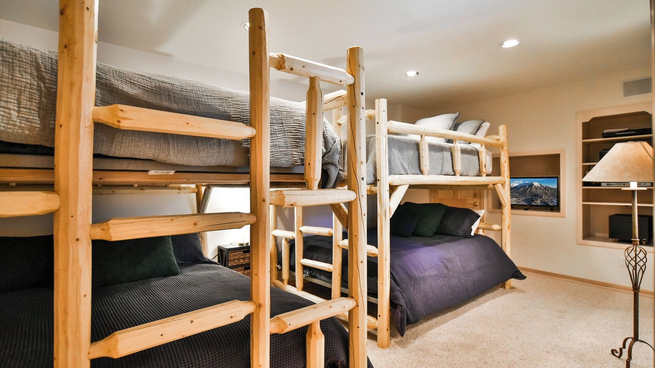 Photo of Bedroom in Baldy Mountain