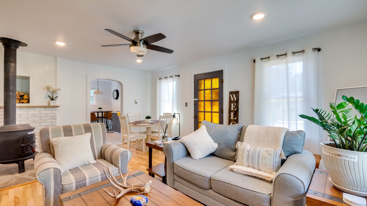 Photo of Bedroom in Loveland