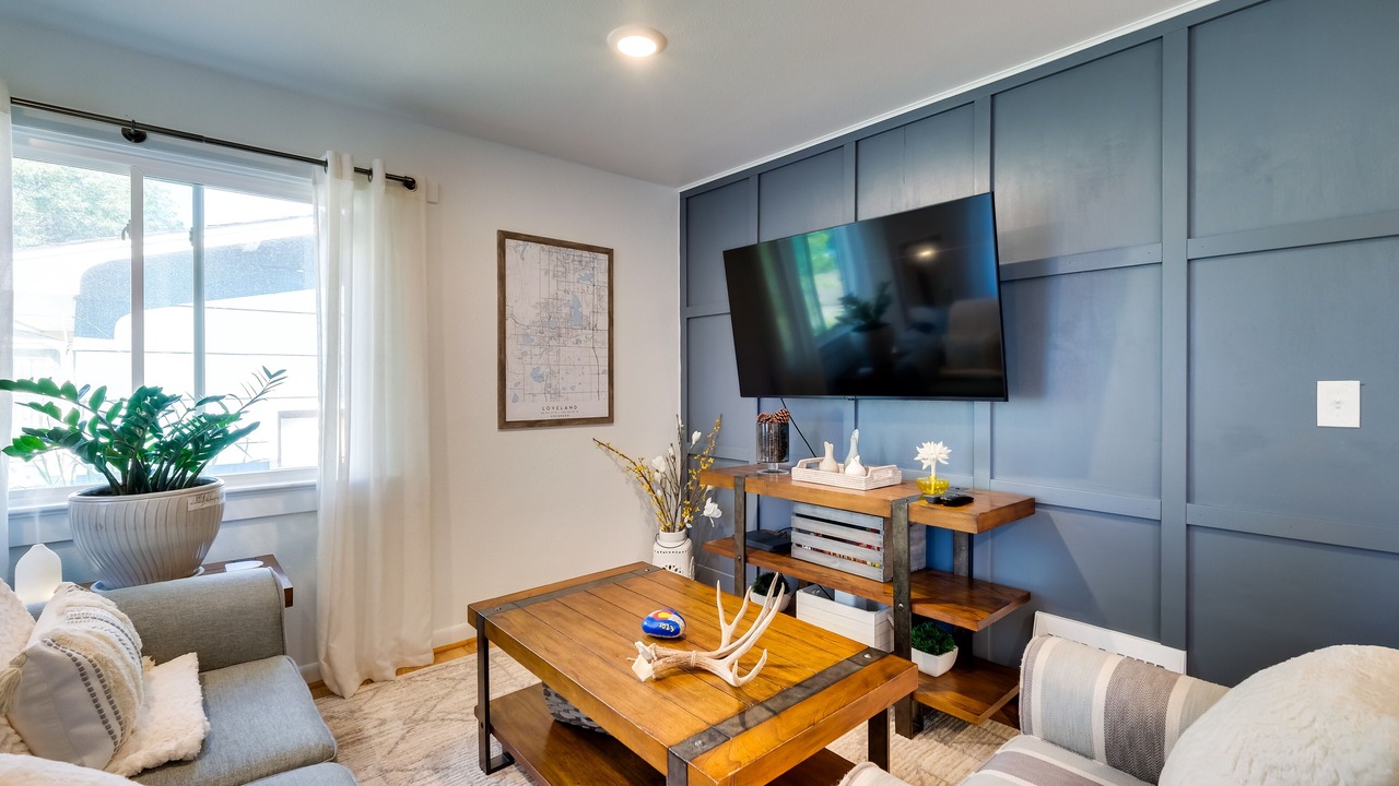 Photo of Livingroom in Loveland